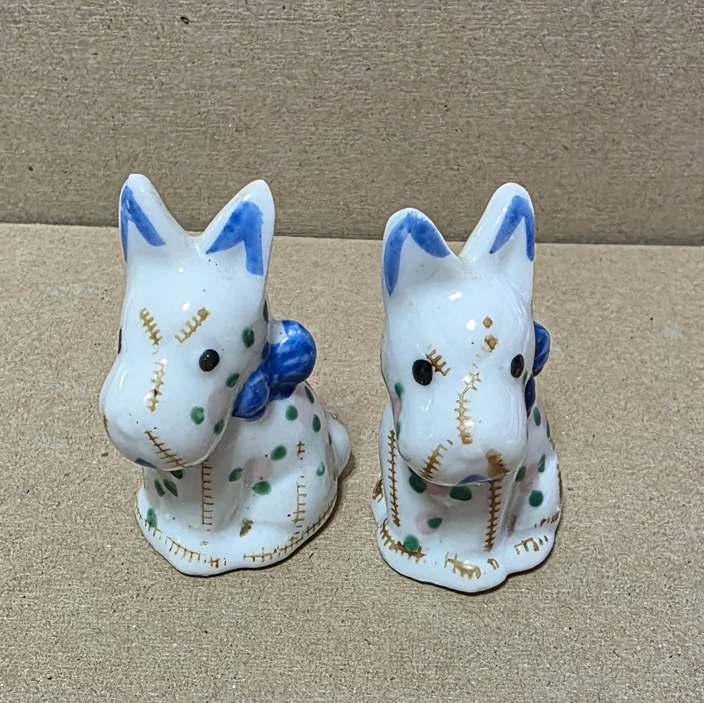 Vtg Scottie Dog Salt Pepper Shaker Set #230